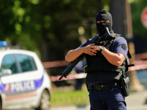 ‘Allahu Akbar’: Two Killed, Attacker Shot by Police After Paris Stabbing